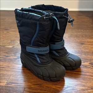 Sorel Blue and Black Snow Boots
